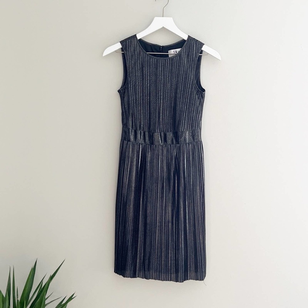 NWOT SD Collection Sleeveless Dress (size 4)